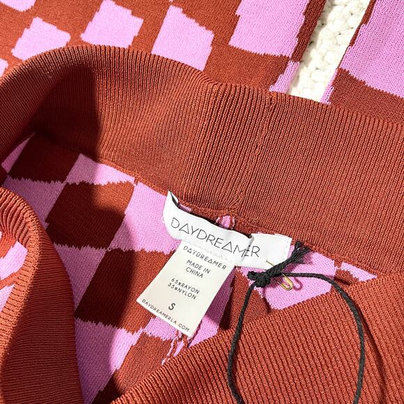 NWT Daydreamer Pink and Brown Checkered Magenta Wave Knit Pant S - Picture 6 of 9